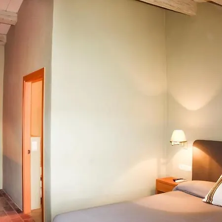 La Rectoria De Regencos Hotel